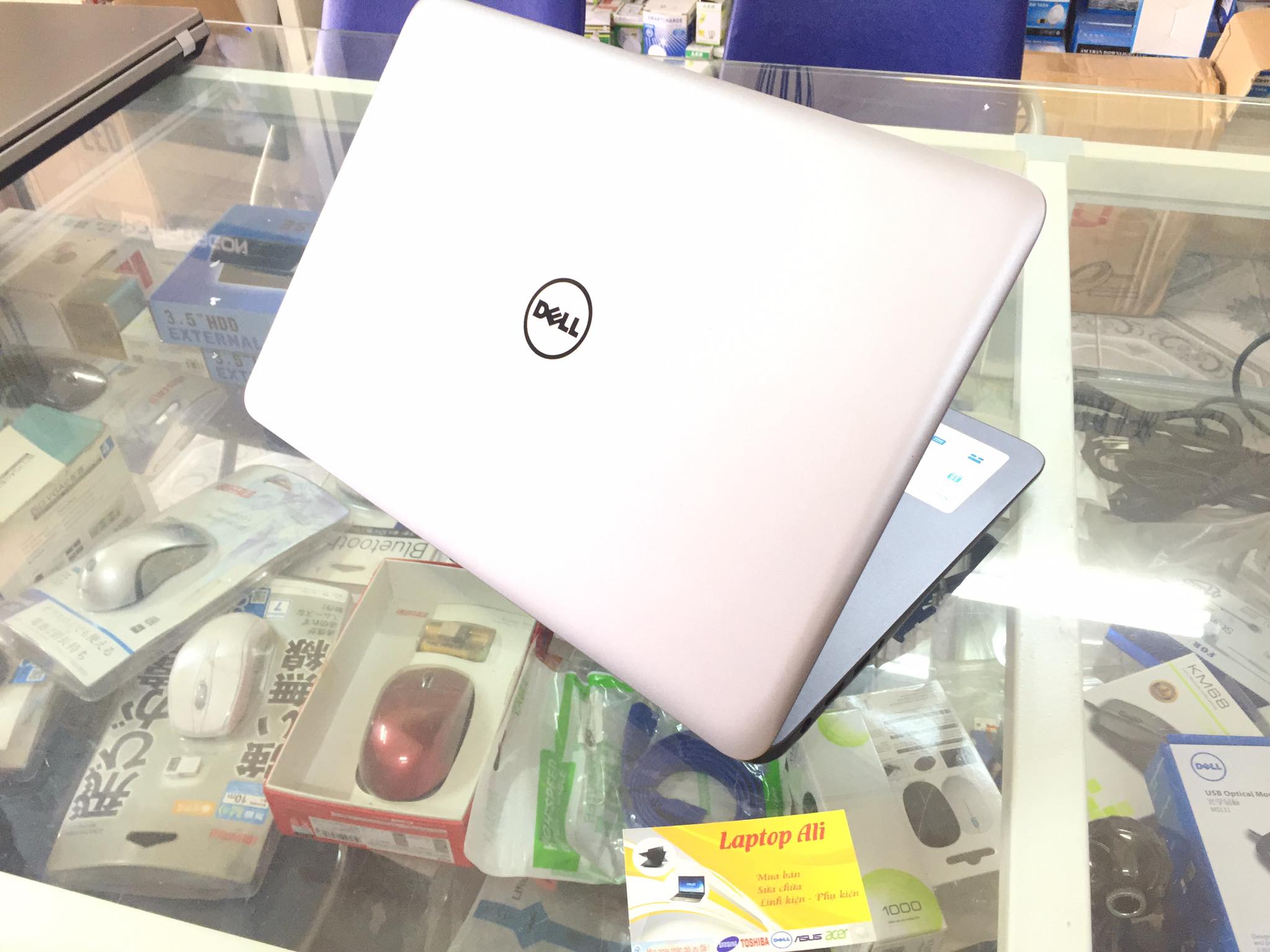 Dell Inspiron N7548